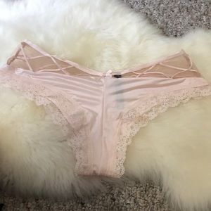 Victoria Secret Very Sexy Cheeky L